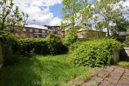 3 bedroom property to rent in London - Photo 3