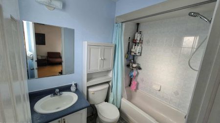 For Lease - 124 Desert Sand Drive, Brampton, Ontario - Photo 5