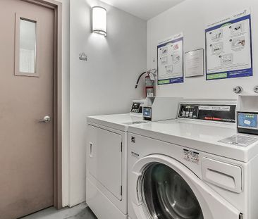 Père-Marquette Apartments - 1 Bedroom - Photo 3