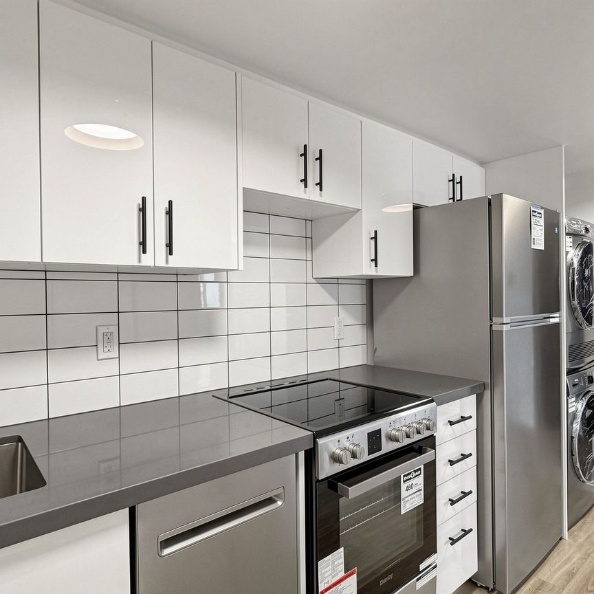 For Lease - 139 Wineva Avenue Unit# B, Toronto, Ontario - Photo 1