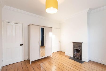 3 bedroom terraced house to rent - Photo 4