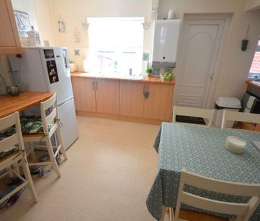 2 bedroom terraced house to rent - Photo 6