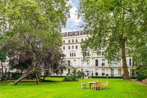 1 bedroom house in Kensington Garden Square - Photo 1