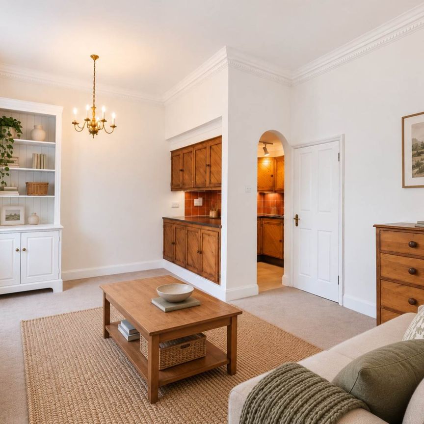 Price £2,400 pcm - Available 26/11/2026 - Part Furnished - Photo 1