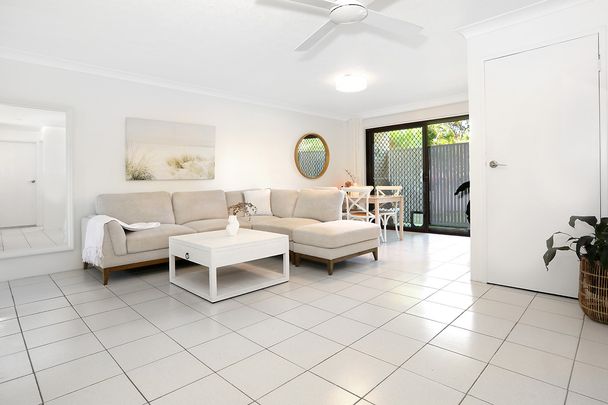 2/30 Duet Drive, Mermaid Waters QLD 4218 - Apartment For Rent | Domain - Photo 1
