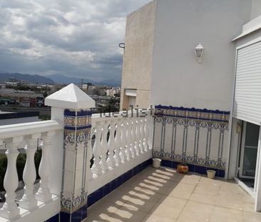Alquiler de ático en Calle Juan Martínez Montañés s/n - Photo 6