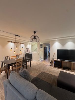 Vålbergavägen, Järfälla - Photo 1