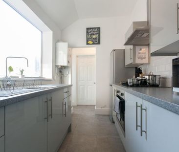 1 bedroom in a house share to rent - Photo 6