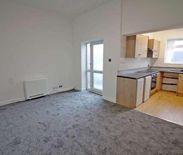 Crostons Road, BL8 - Photo 6