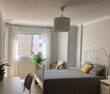 Room in a shared 4-bedroom apartment for rent in Alicante - Only Fe... - Foto 6