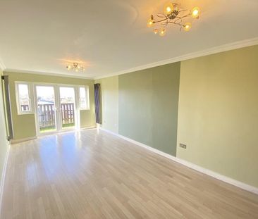 3 bedroom detached house to rent - Photo 2