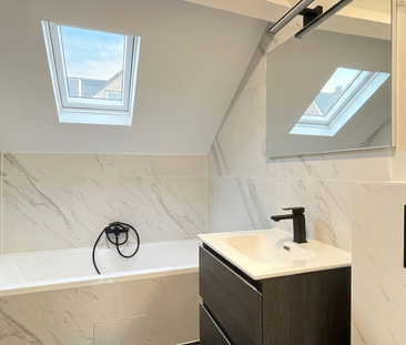 Woning te huur in Etterbeek voor € 2.500 met 4 slaapkamers - Photo 3