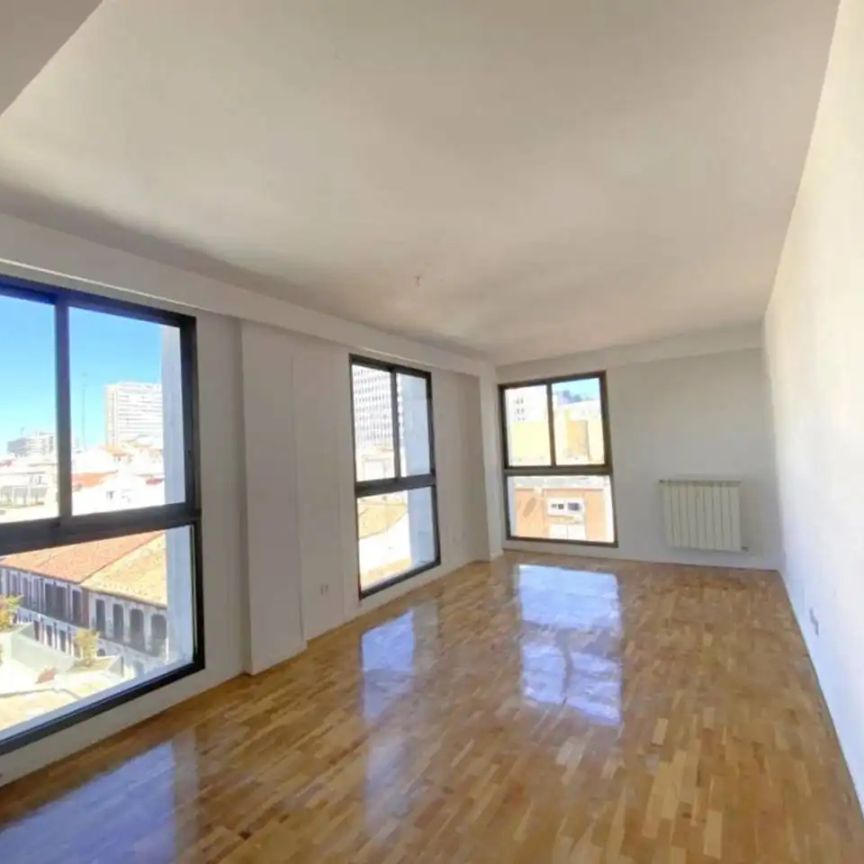 Piso de alquiler en Calle Juan Álvarez Mendizábal, Argüelles - Foto 1