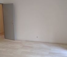 Location Appartement 4 pièces 73m² SALON DE PROVENCE 13300 - Photo 2