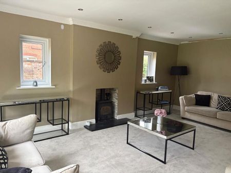 5 bedroom detached house to rent - Photo 5