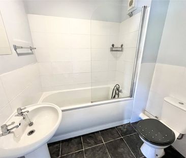 Weaverdale, Shoeburyness, Shoeburyness, Essex, SS3 8XL - Photo 6