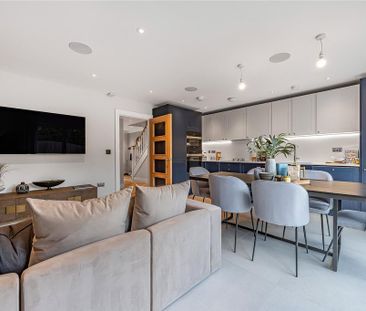 3 bedroom semi-detached house to rent - Photo 3