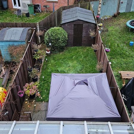4 bedroom terraced house to rent - Photo 4