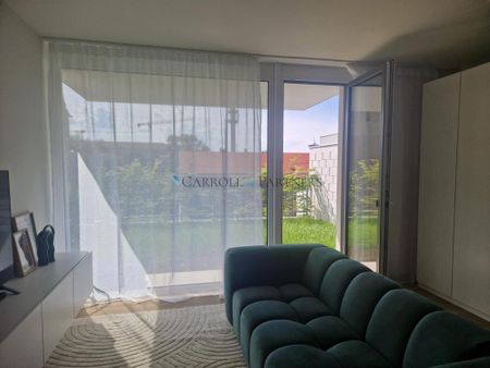 Pronájem bytu 1+kk 38 m2 - Fotografie 2
