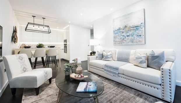 Ponton Road, London, SW11 - Photo 1