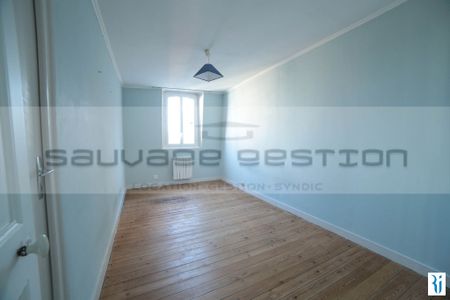 Location Appartement 4 pièces 140m² ROUEN 76000 - Photo 4