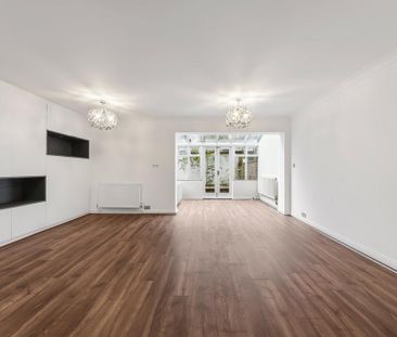 5 bedroom terraced house to rent - Photo 3