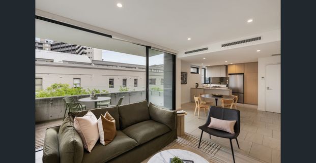 SHORT-TERM CITY FREEDOM: Flexible Leases from 3 Months - Photo 1