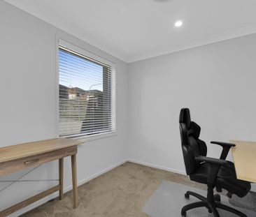 24 Caldwell Avenue, Edmondson Park NSW 2174 - House For Rent | Domain - Photo 6