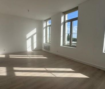 Location Appartement 3 pièces 62m² ARMENTIERES 59280 - Photo 3