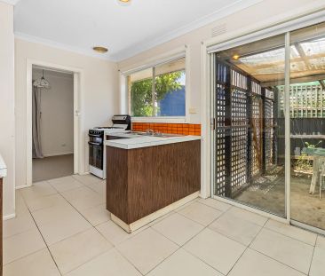 2 Noel Court, Dromana. - Photo 3