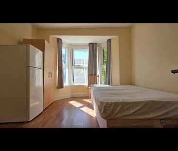 Studio Flat, Summerhill Road, N15 - Photo 4
