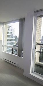 Studio with Peakaboo English Bay View -Insuite Laundry-Parking - Photo 3