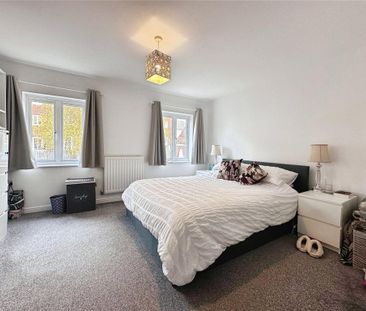 3 bedroom terraced house to rent - Photo 6