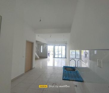 BRAND NEW HOUSE KYRA 2 BANDAR BUKIT RAJA - Foto 1