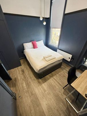 Room in a Shared Flat, Alfred Road, W3 - Photo 1
