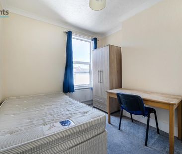 5 bedroom terraced house to rent - Photo 1