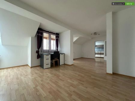 PROVISIONSFREI: Dachgeschosswohnung mit ca. 70,20 m² und möblierter Küche ++ FOHNSDORF ++ - Photo 3