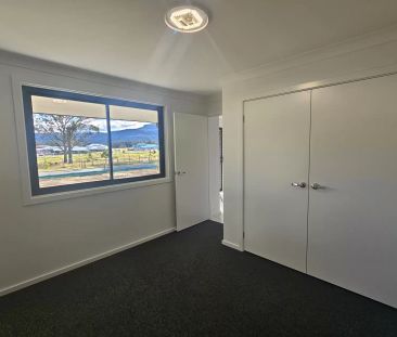 Low Maintenance - Photo 3