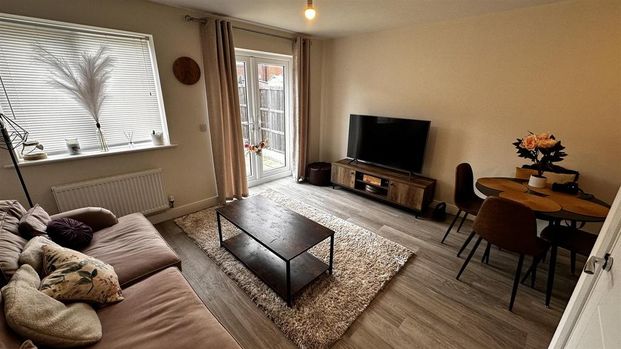 2 bedroom terraced house to rent - Photo 1