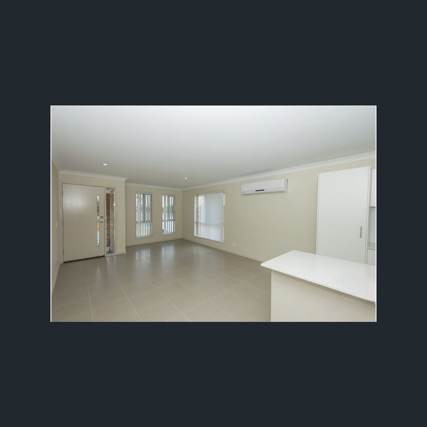 22 Bulmer St, Bellbird Park, Qld 4300 - Photo 1