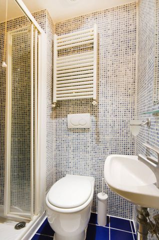 Flat 11 Fairholme Road, West Kensington W14 9JZ - Photo 4