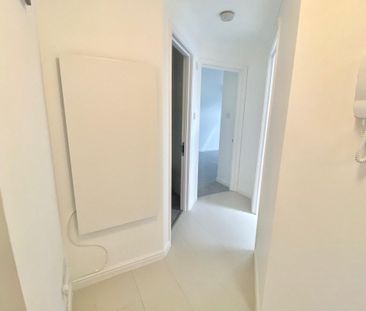 Oakwood Road - Photo 3