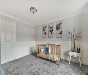 4 bedroom detached house to rent - Photo 4