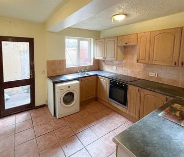 4 Deacon Street, Belfast, BT15 3EG - Photo 2