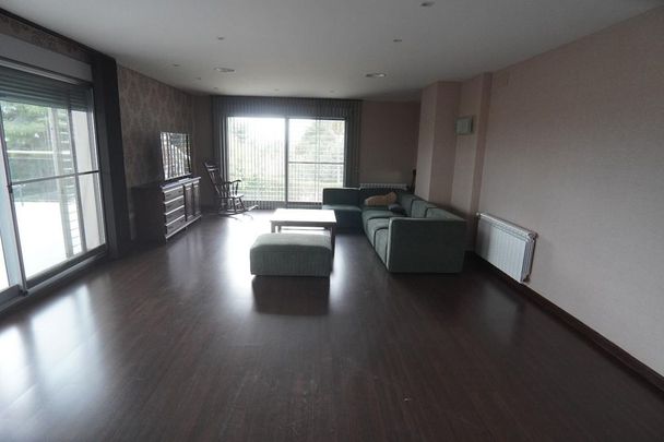 3 room luxury Apartment for rent in Torrent, Valencia - Photo 1