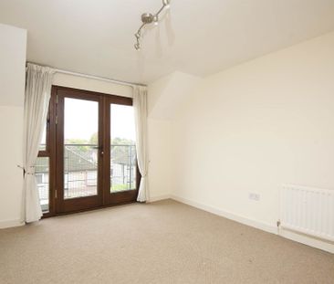 18 Castlehill Place, 607 Upper Newtownards Road, BELFAST, BT4 3LQ - Photo 6