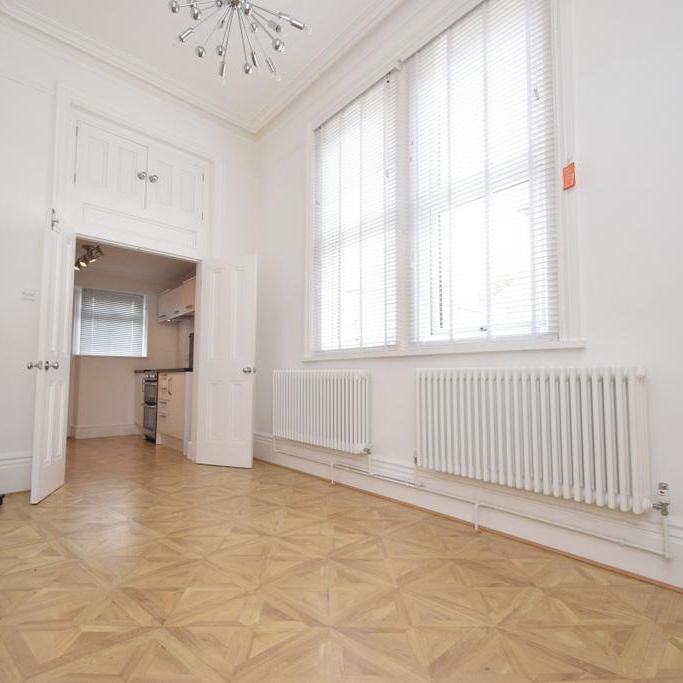 2 bedroom house to rent - Photo 1