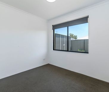 MODERN FAMILY LIVING WITH SIDE ACCESS & THEATRE ROOM - Photo 6