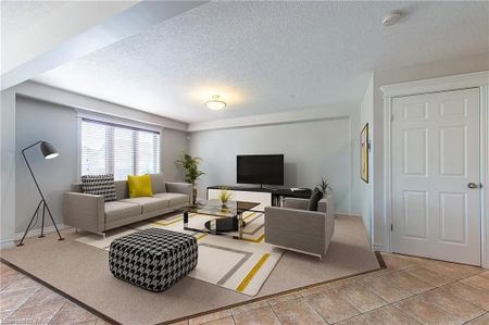 For Lease - 887 Frontenac Crescent, Woodstock, Ontario - Photo 4