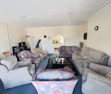 1 bedroom house of multiple occupation to rent - Photo 4